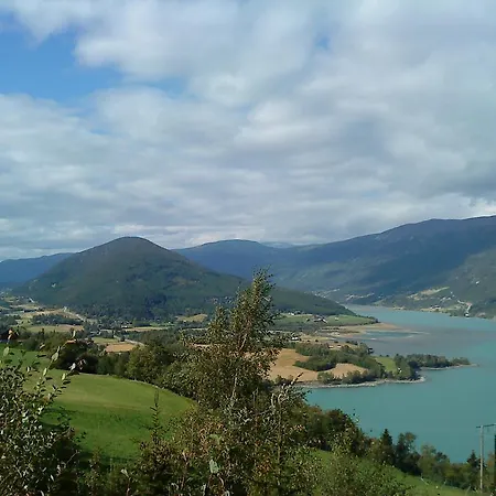 Kvila Tatil parkı *